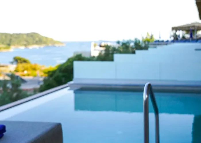 מלון דירות Petra Nera Skiathos, Philian & 4*