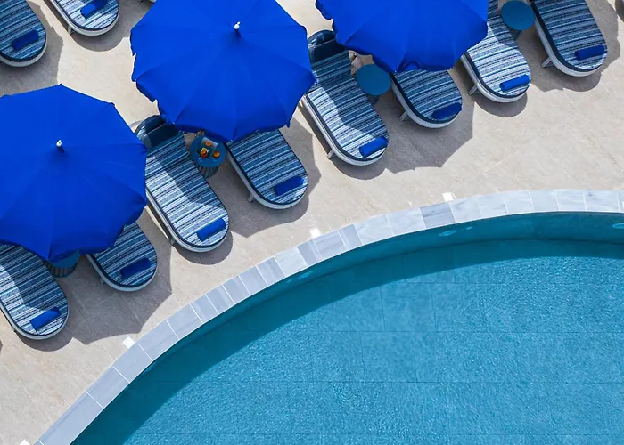 Petra Nera Skiathos, Philian & Aparthotel Skiathos Town