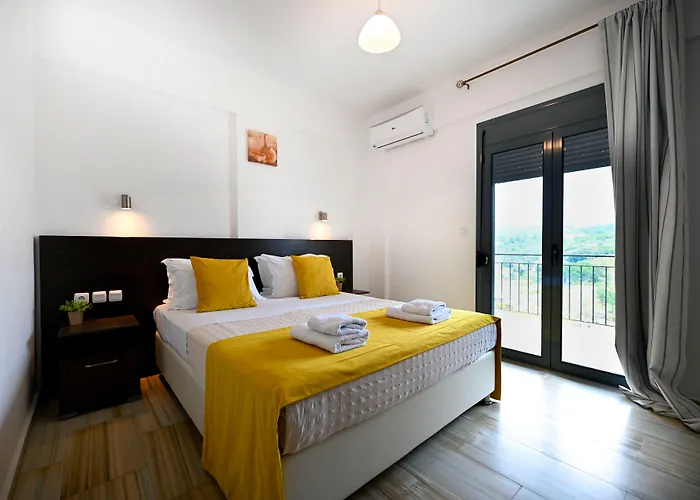 מלון דירות Petra Nera Skiathos, Philian & העיירה סקיאתוס