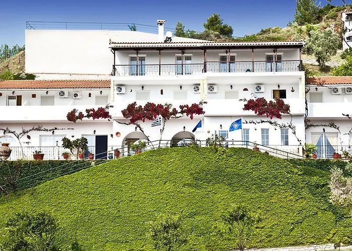 Petra Nera Skiathos, Philian & 4* Skiathos Town