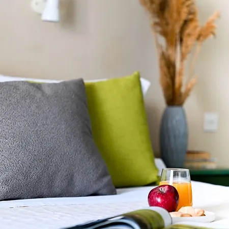 Petra Nera Skiathos, Philian & 4*