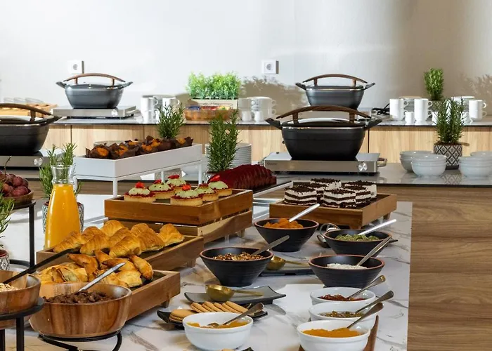 Petra Nera Skiathos, Philian &