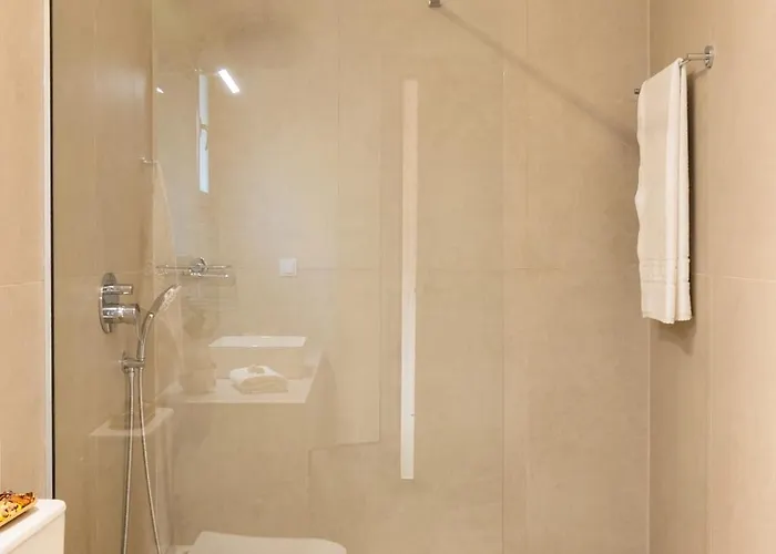 Petra Nera Skiathos, Philian & 4*