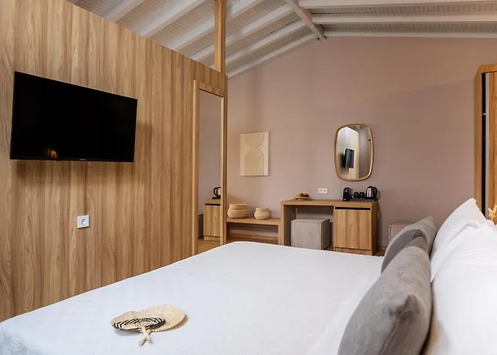 Petra Nera Skiathos, Philian & Apart Otel 4*