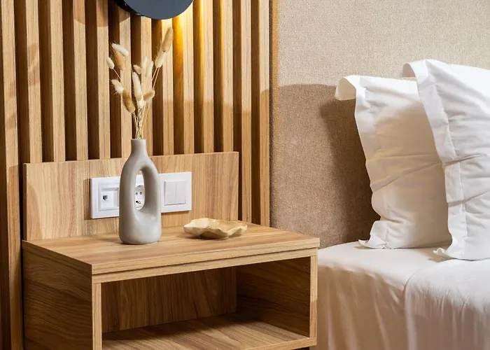 Petra Nera Skiathos, Philian & 4*