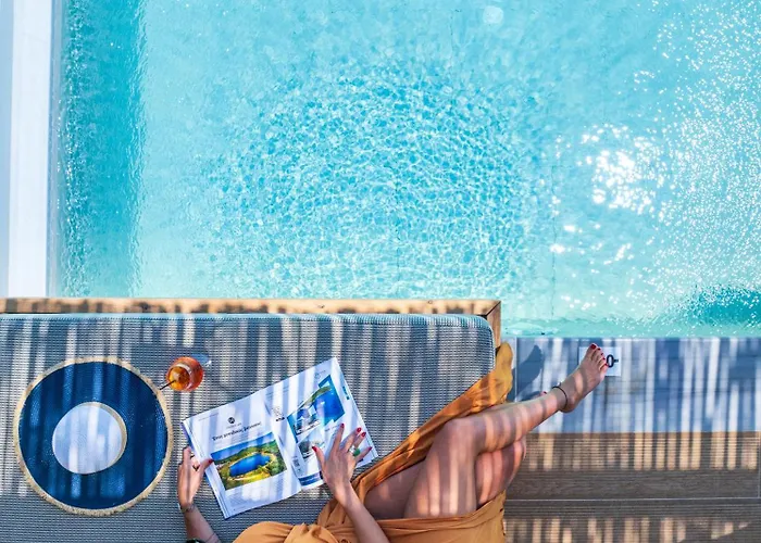 Apart Otel Petra Nera Skiathos, Philian & 4*