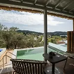 Petra Nera Skiathos, Philian & Aparthotel