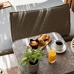 Petra Nera Skiathos, Philian & Aparthotel Skiathos Town