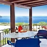 Petra Nera Skiathos, Philian & Skiathos Town