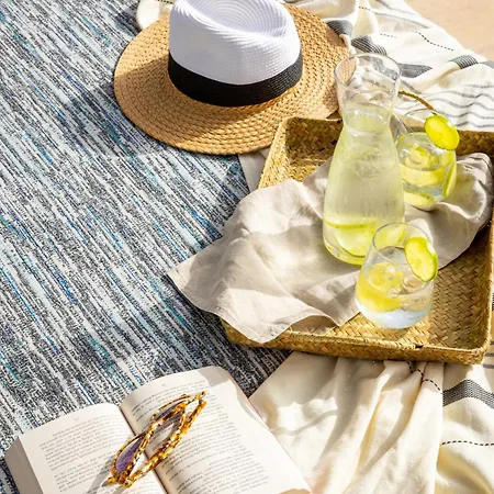 Petra Nera Skiathos, Philian & Апарт-отель