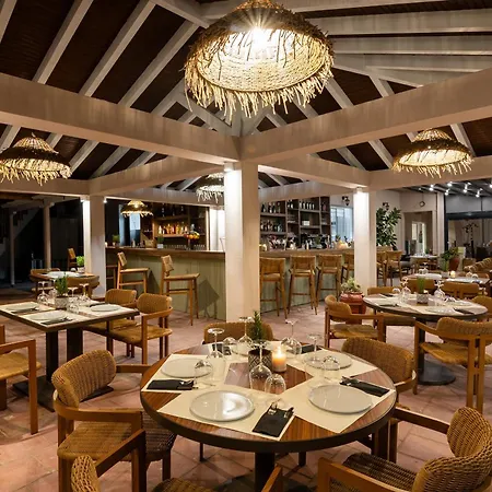 Petra Nera Skiathos, Philian & Апарт-отель 4*
