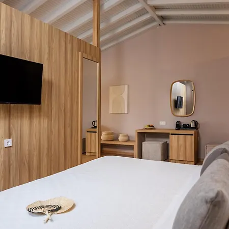Petra Nera Skiathos, Philian & Апарт-отель 4*