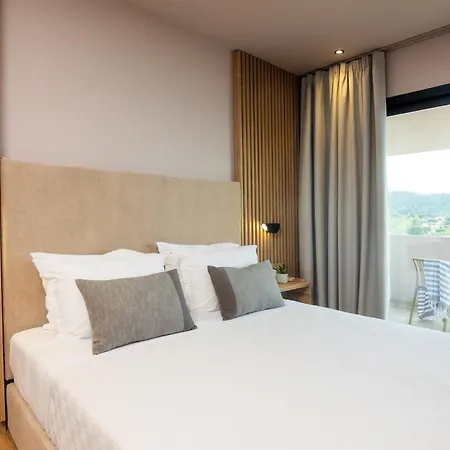Petra Nera Skiathos, Philian & Aparthotel 4*