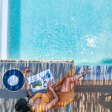 Aparthotel Petra Nera Skiathos, Philian & 4*