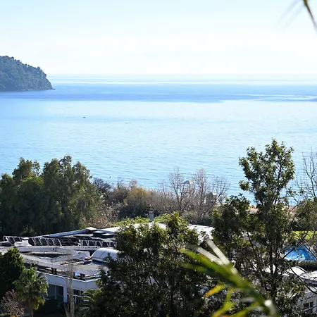 Petra Nera Skiathos, Philian & Aparthotel Skiathos Town