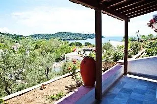 Апарт-отель Petra Nera Skiathos, Philian &