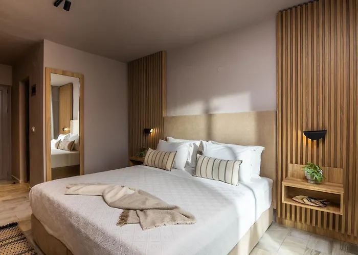 Petra Nera Skiathos, Philian & 4*