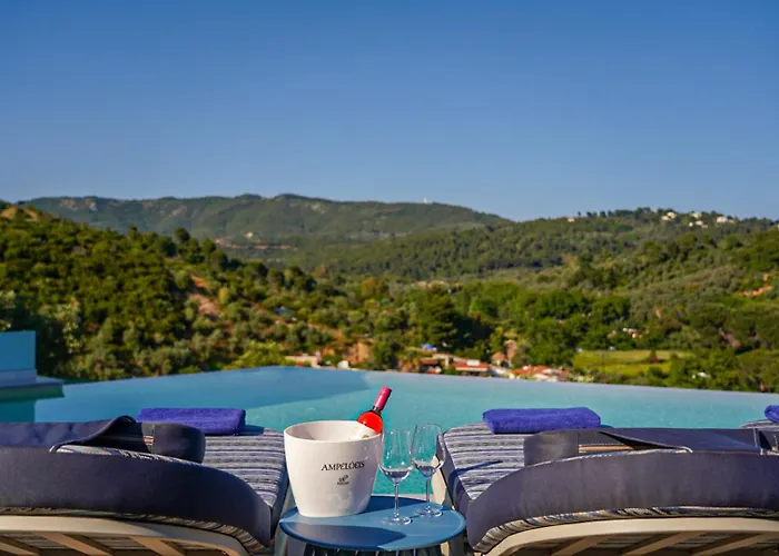 Petra Nera Skiathos, Philian & Hotel apartamentowy